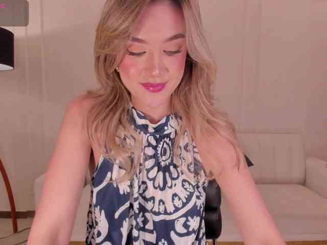 RebeccaHudson webcam