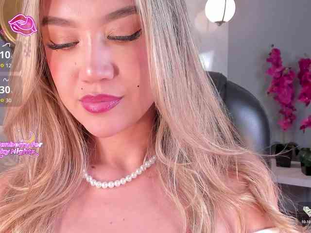 RebeccaHudson webcam