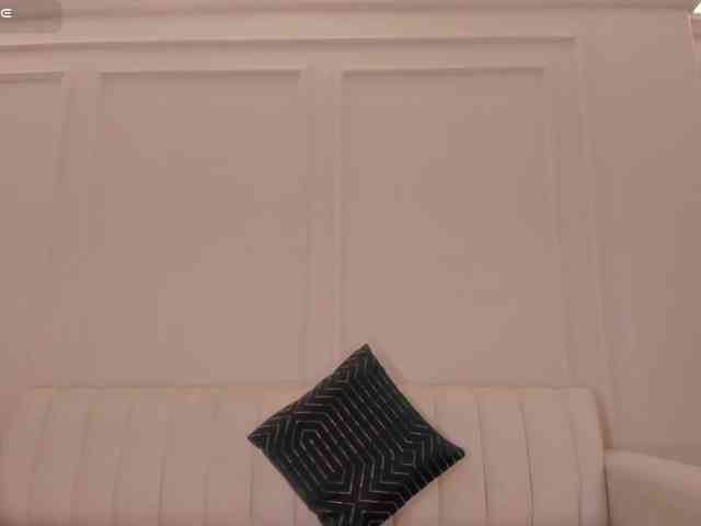 SussieCole webcam