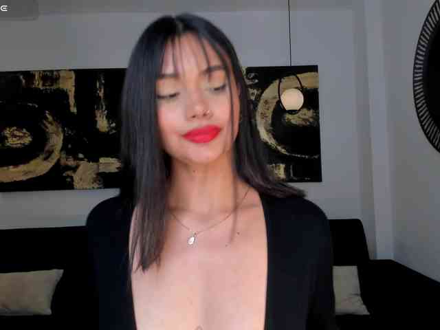SussieCole webcam