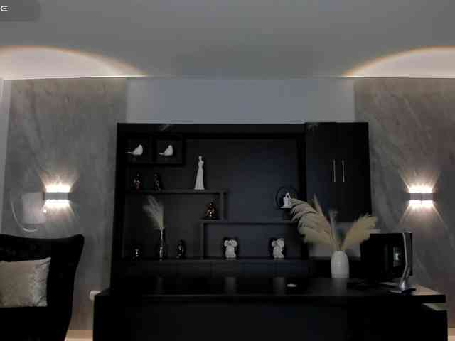 SussieCole webcam