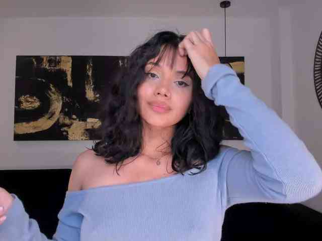 SussieCole webcam