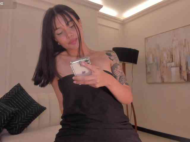 SussieCole webcam