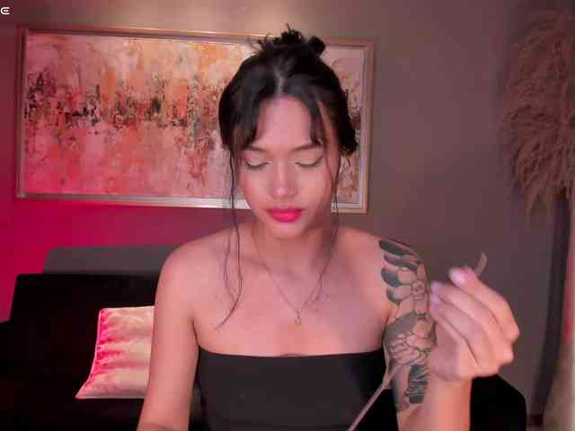 SussieCole webcam