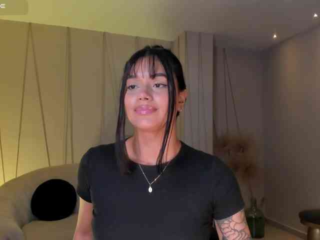 SussieCole webcam