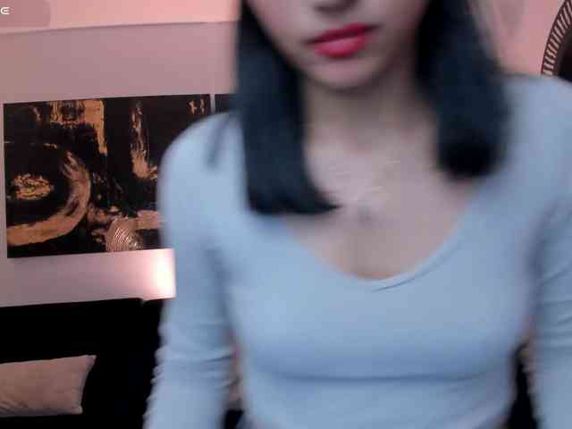 SussieCole webcam