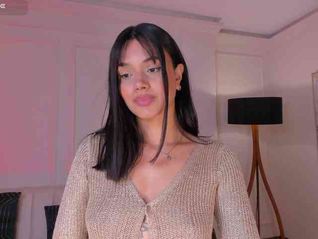 SussieCole webcam