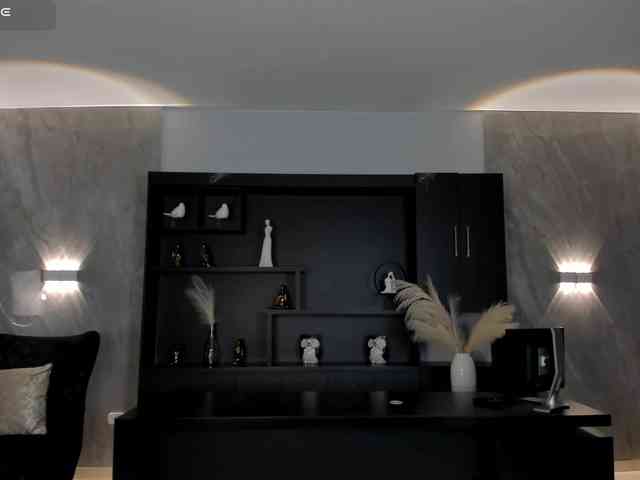 SussieCole webcam