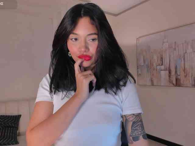 SussieCole webcam