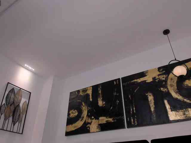 SussieCole webcam
