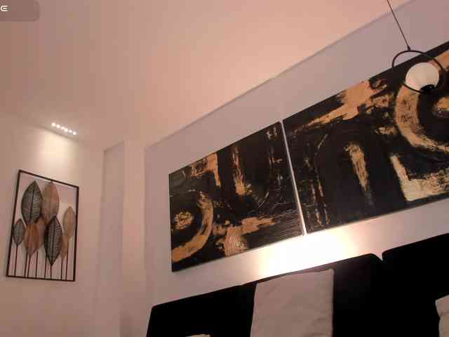 SussieCole webcam