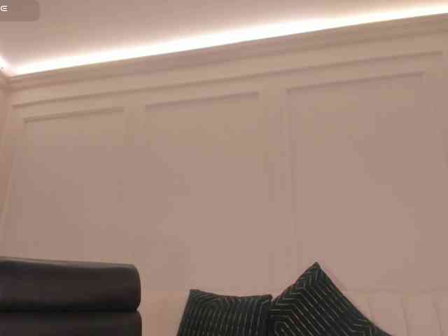 SussieCole webcam
