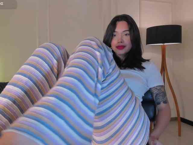 SussieCole webcam