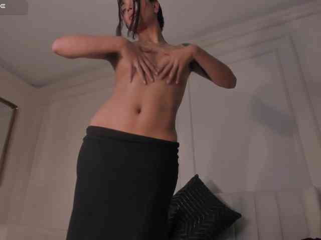 SussieCole webcam