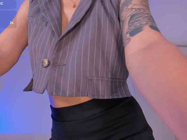 SussieCole webcam