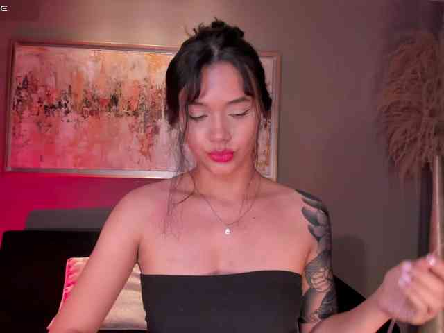 SussieCole webcam