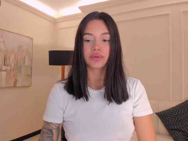 SussieCole webcam