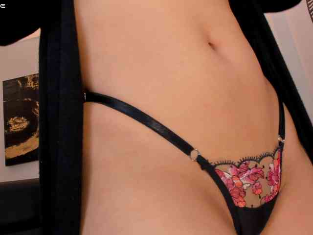 SussieCole webcam