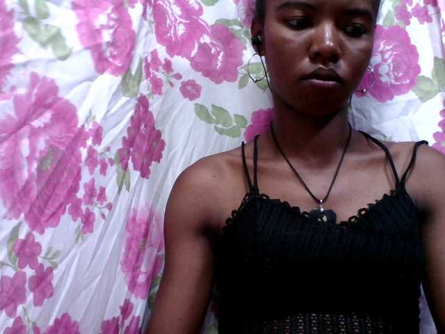 lydia11's BongaCams show and profile