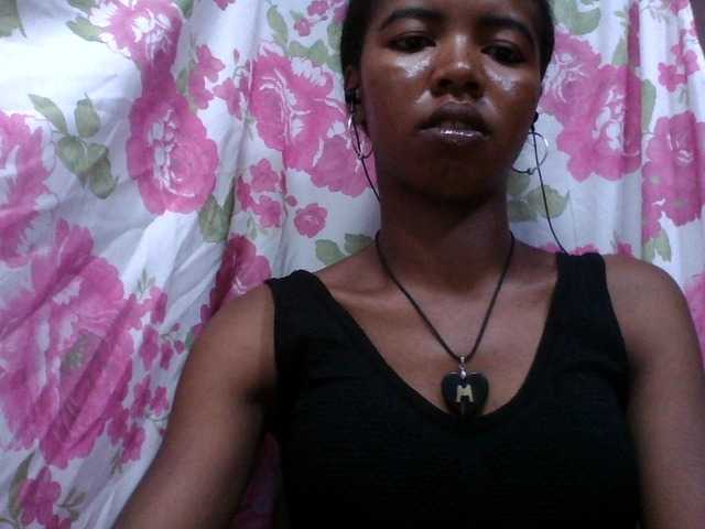 lydia11's BongaCams show and profile