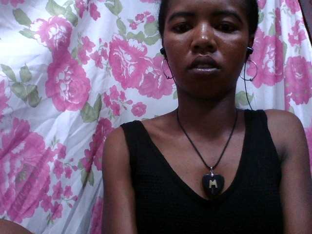 lydia11's BongaCams show and profile