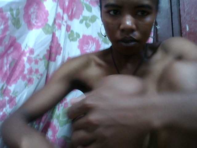 lydia11's BongaCams show and profile