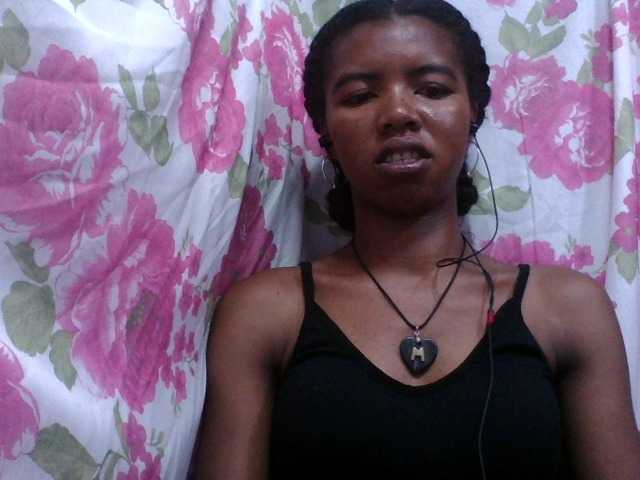 lydia11's BongaCams show and profile