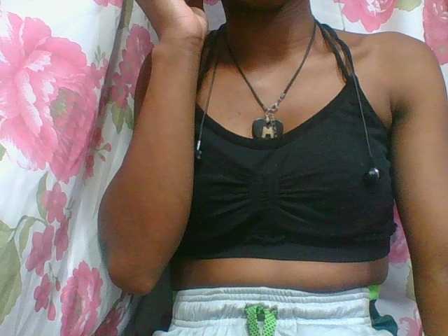 lydia11's BongaCams show and profile