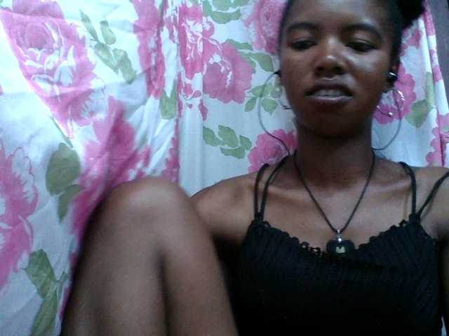 lydia11's BongaCams show and profile