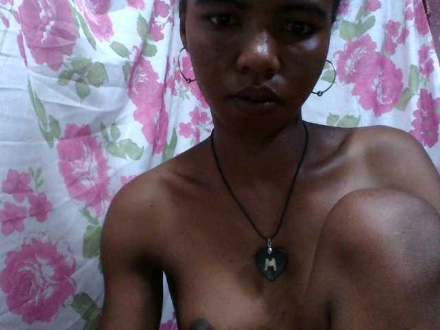 lydia11's BongaCams show and profile