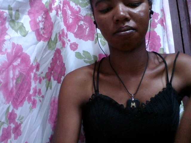 lydia11's BongaCams show and profile