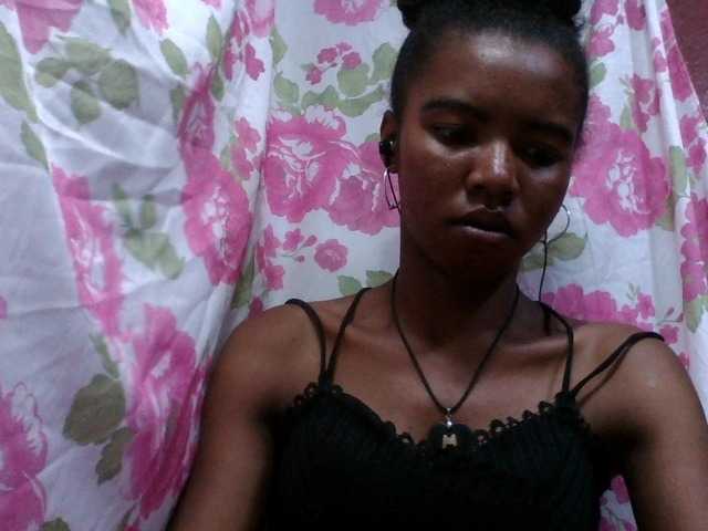 lydia11's BongaCams show and profile