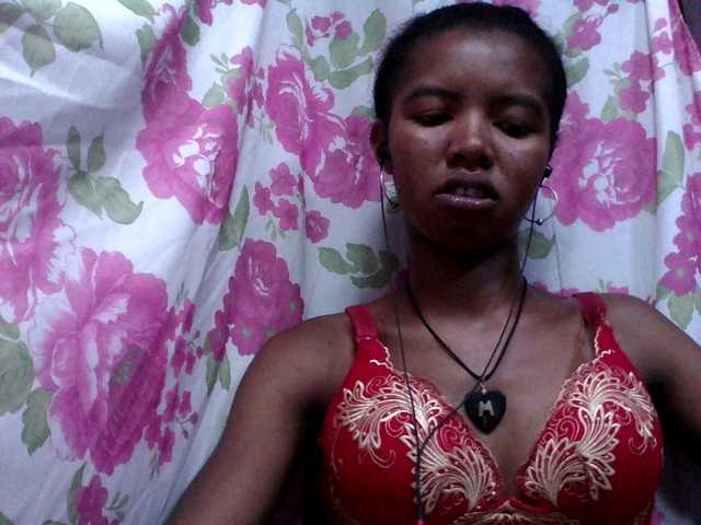 lydia11's BongaCams show and profile