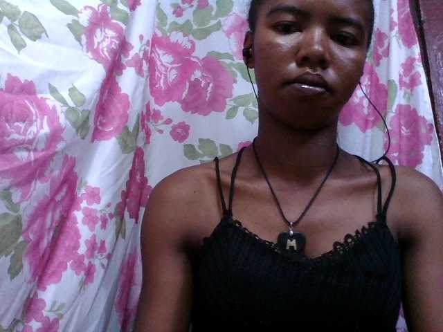 lydia11's BongaCams show and profile