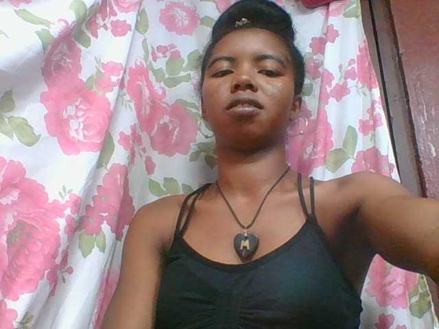 lydia11's BongaCams show and profile