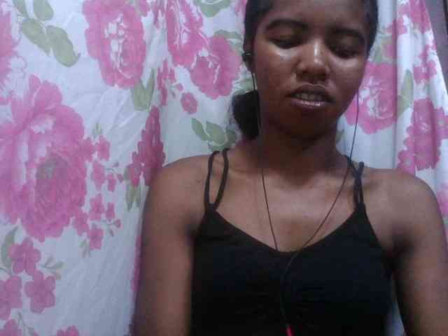 lydia11 Live Webcam on BongaCams