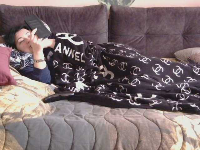 Medjik-lool's BongaCams show and profile