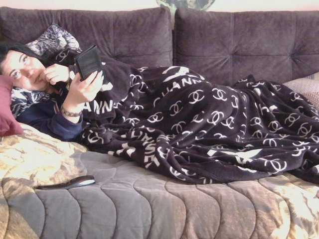 Medjik-lool's BongaCams show and profile