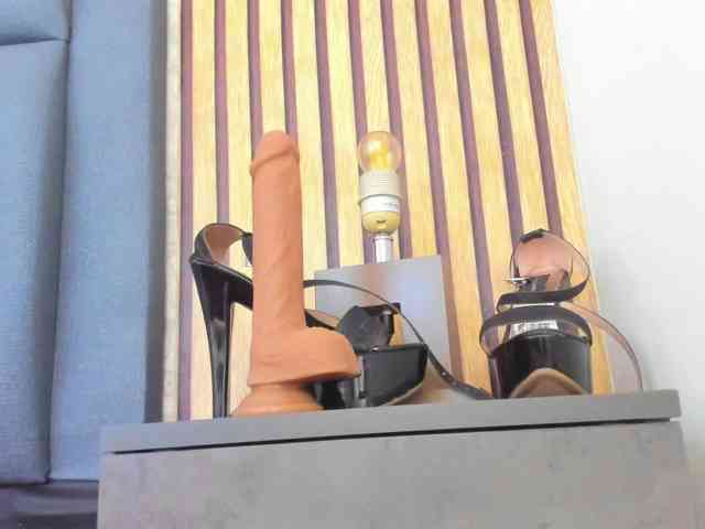 candela-collins webcam