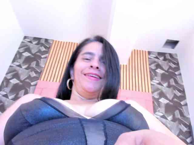 candela-collins webcam