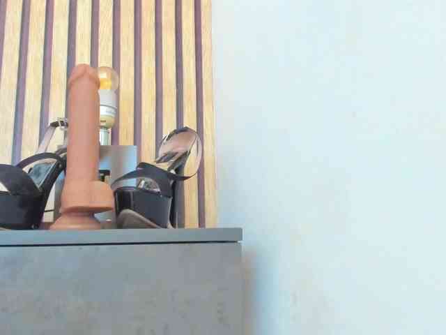 candela-collins webcam