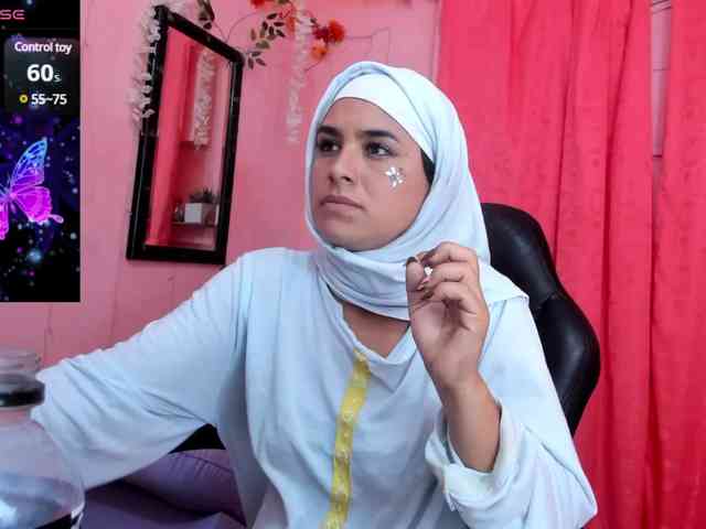 AliaAsad webcam