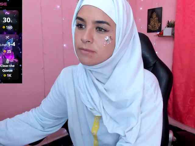 AliaAsad webcam