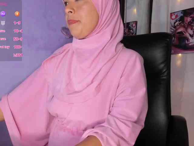 AliaAsad webcam