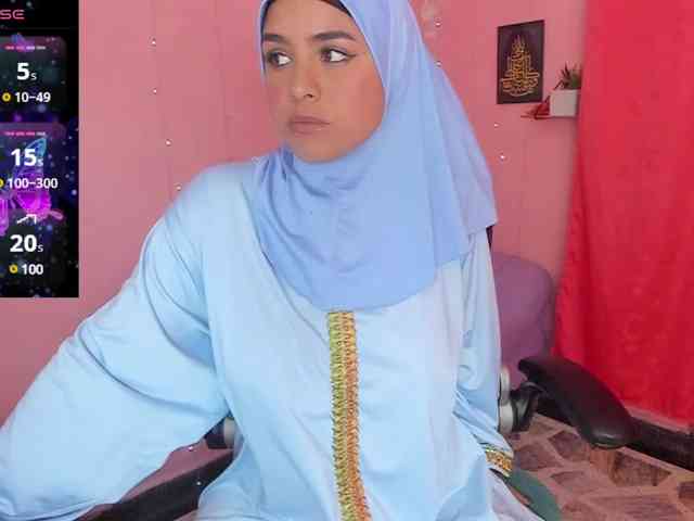 AliaAsad webcam
