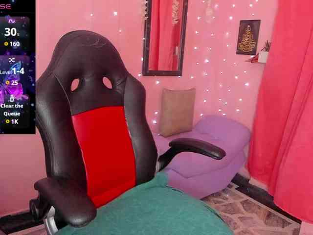 AliaAsad webcam