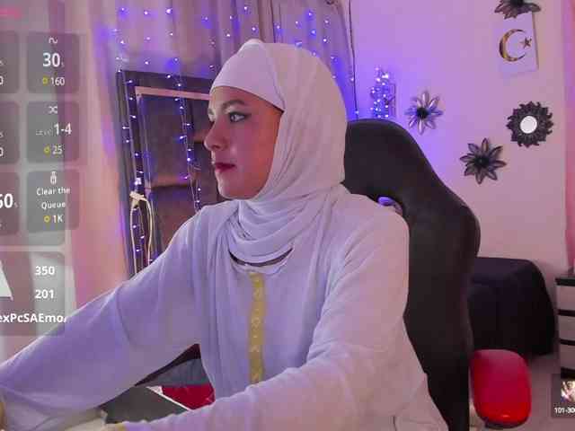 AliaAsad webcam