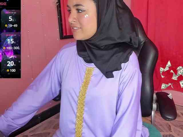 AliaAsad webcam
