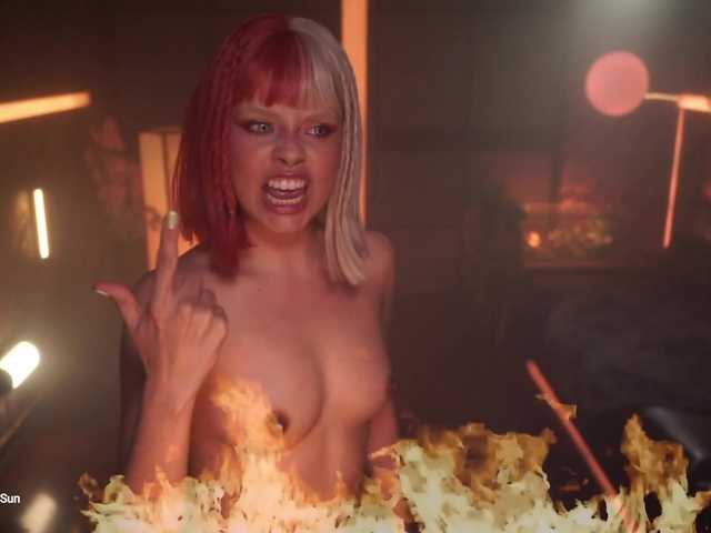 Alessa-Goreng's BongaCams show and profile