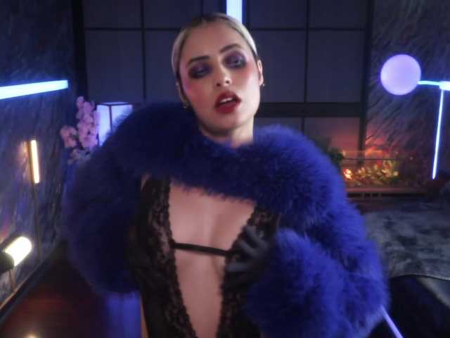 Alessa-Goreng's BongaCams show and profile